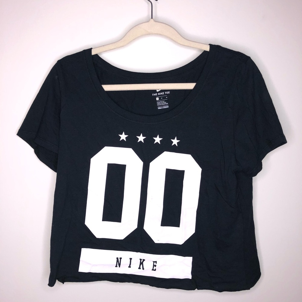 Nike black cropped t shirt